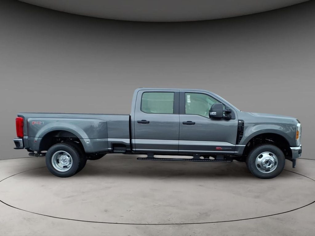 2027 Ford F-350SD XL DRW