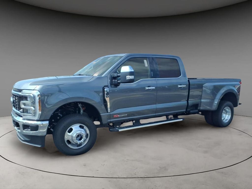 2026 Ford F-350SD Lariat DRW