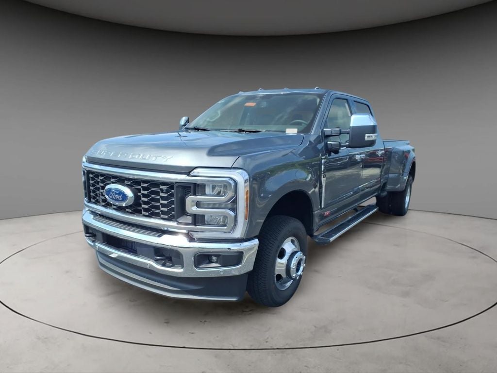 2026 Ford F-350SD Lariat DRW