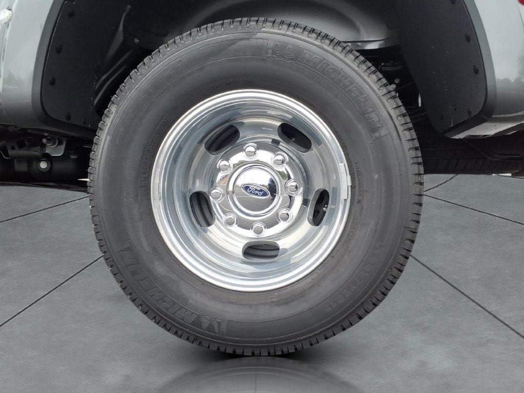 2027 Ford F-350SD XL DRW