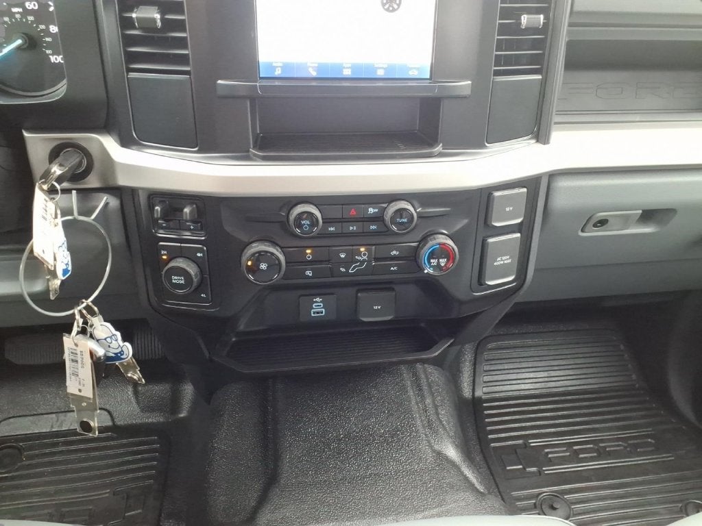 2027 Ford F-350SD XL DRW