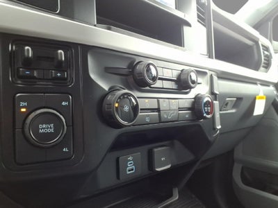 2027 Ford F-350SD XL DRW