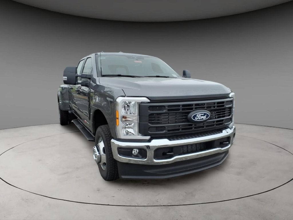 2027 Ford F-350SD XL DRW