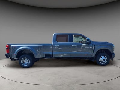 2026 Ford F-350SD Platinum DRW