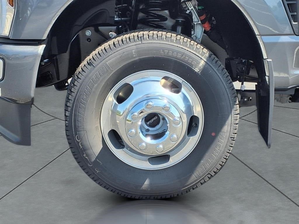2026 Ford F-350SD Platinum DRW