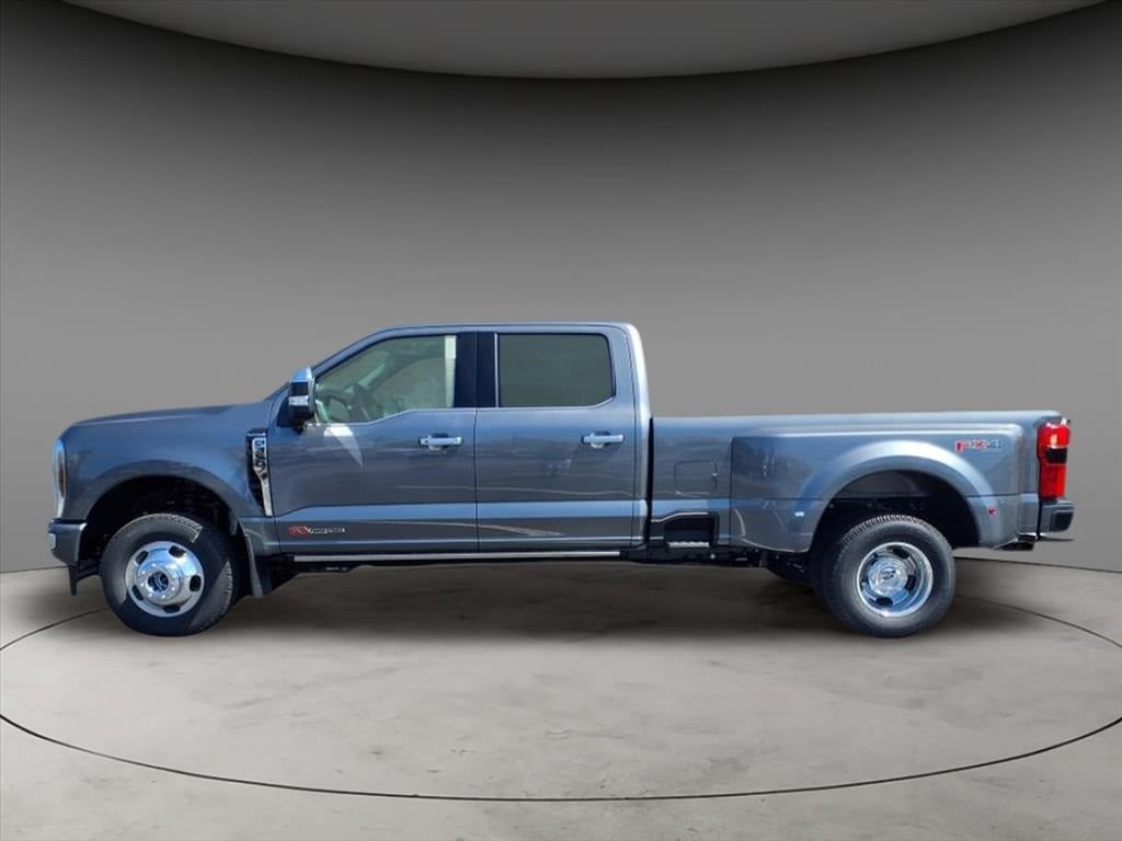 2026 Ford F-350SD Platinum DRW