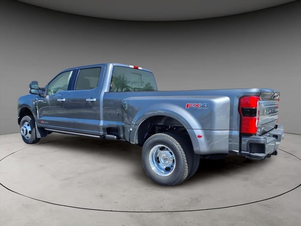 2026 Ford F-350SD Platinum DRW