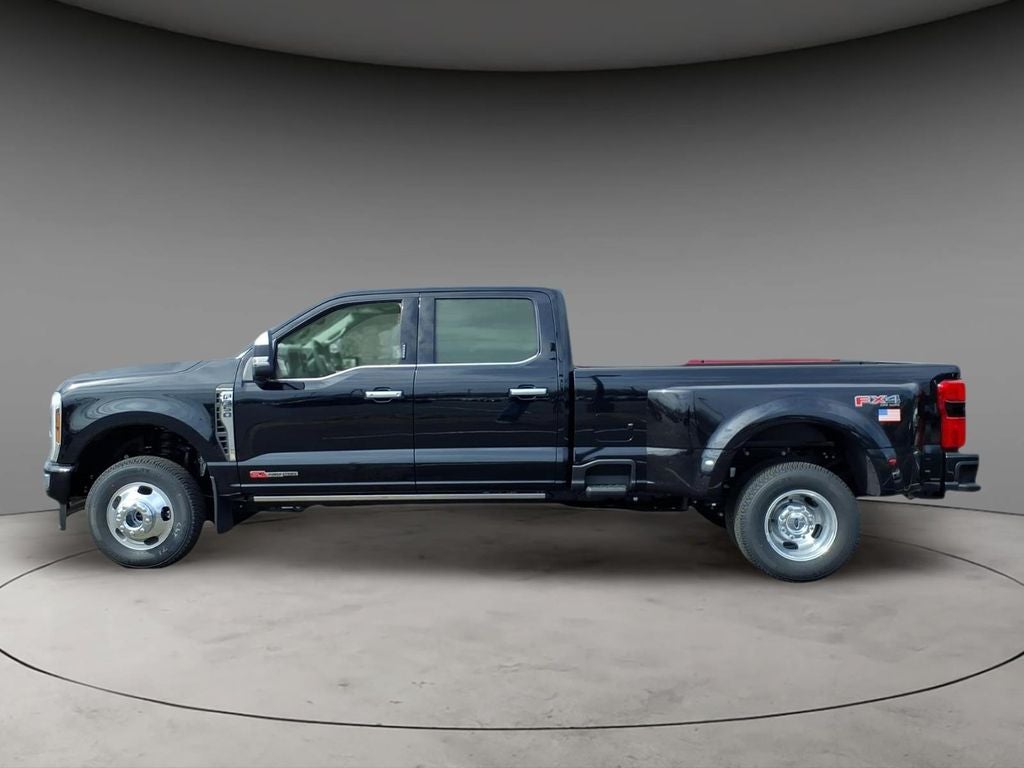 2026 Ford F-350SD Platinum DRW