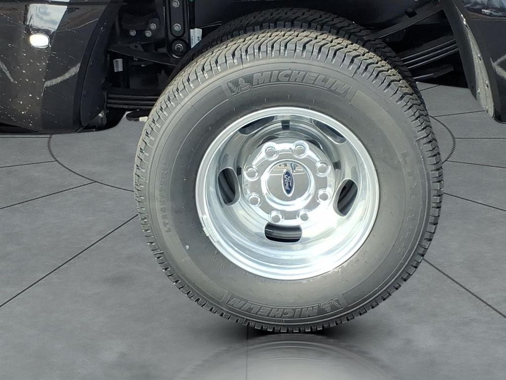 2026 Ford F-350SD Platinum DRW