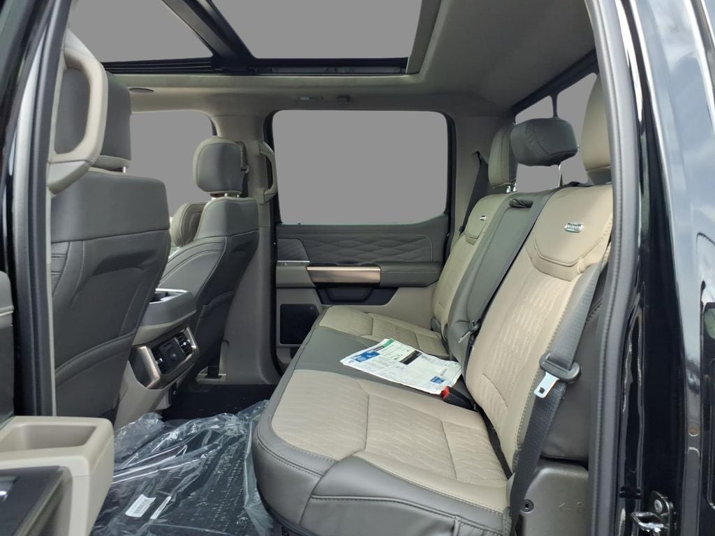 2026 Ford F-350SD Platinum DRW