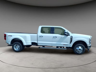 2026 Ford F-350SD Lariat DRW