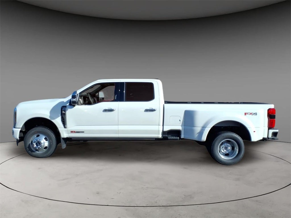 2026 Ford F-350SD Platinum DRW
