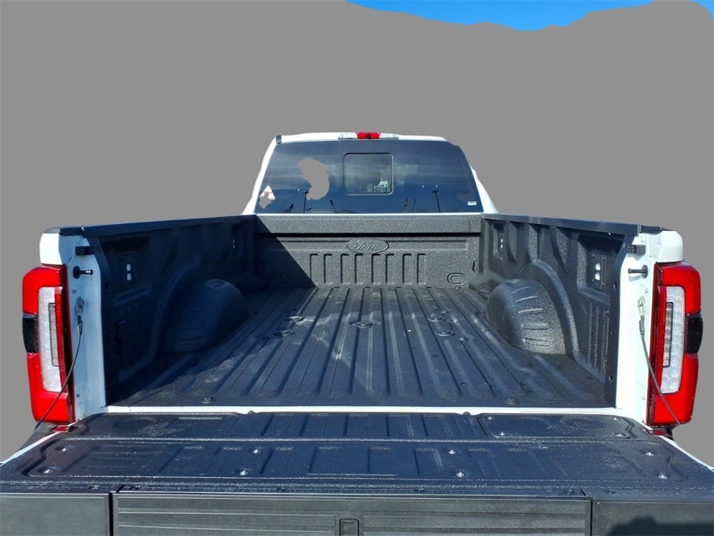 2026 Ford F-350SD Platinum DRW