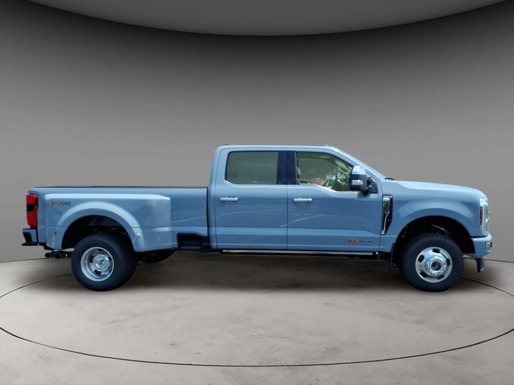 2026 Ford F-350SD Platinum DRW