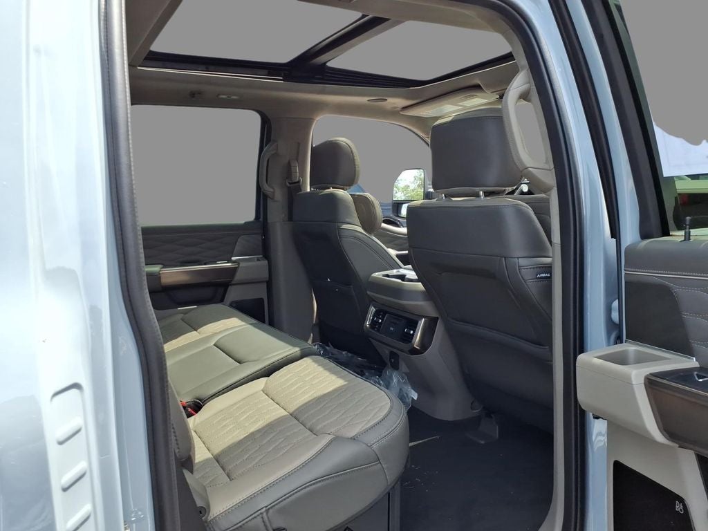 2026 Ford F-350SD Platinum DRW