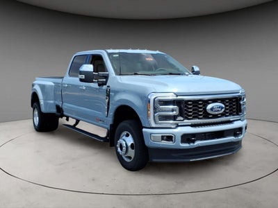 2026 Ford F-350SD Platinum DRW