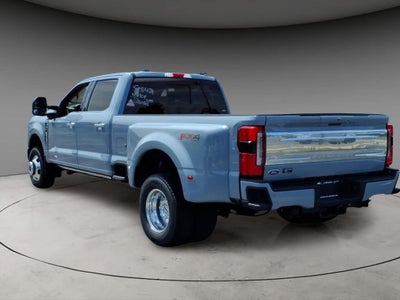 2026 Ford F-350SD Platinum DRW