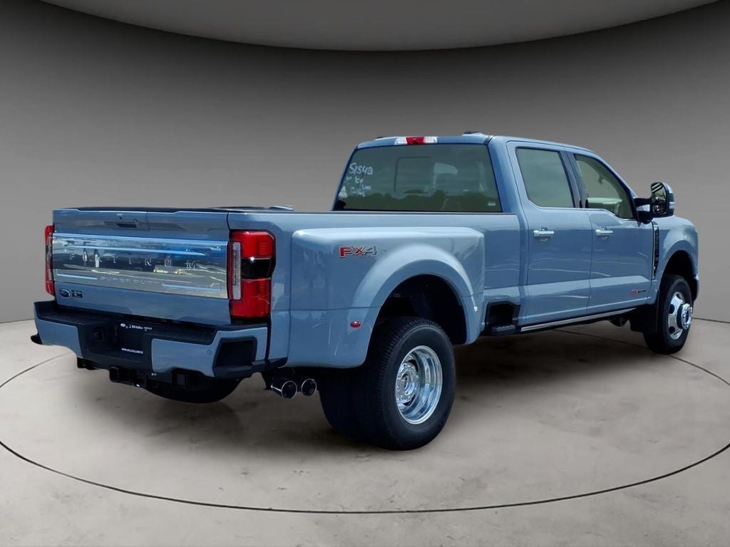 2026 Ford F-350SD Platinum DRW