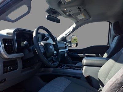 2027 Ford F-350SD XLT DRW