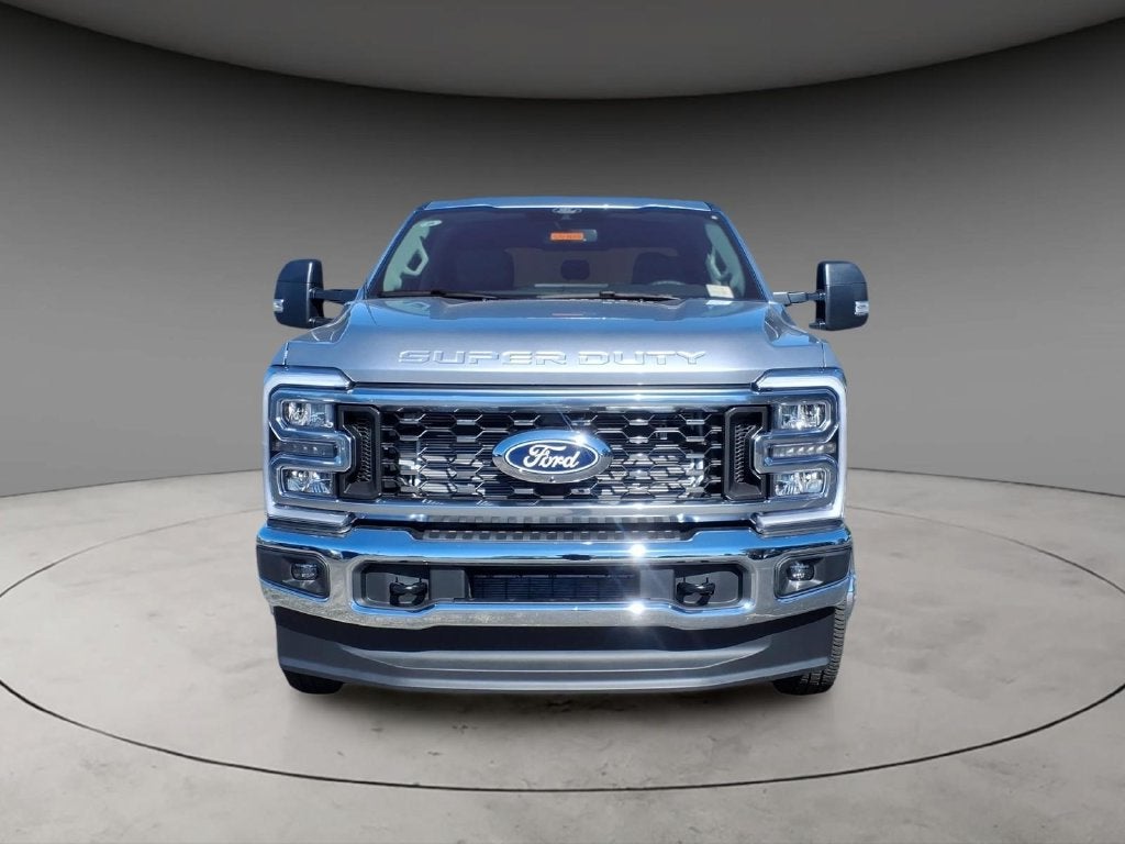 2027 Ford F-350SD XLT DRW