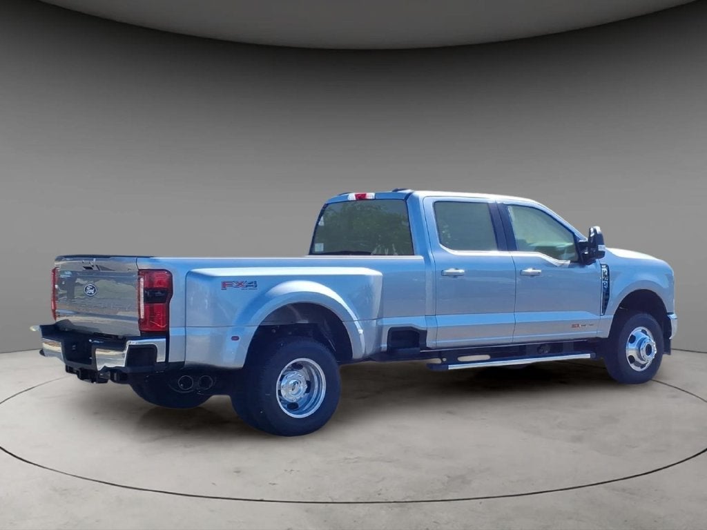 2027 Ford F-350SD XLT DRW