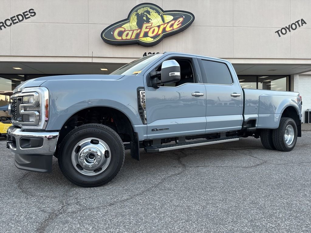 2025 Ford F-350SD Lariat DRW