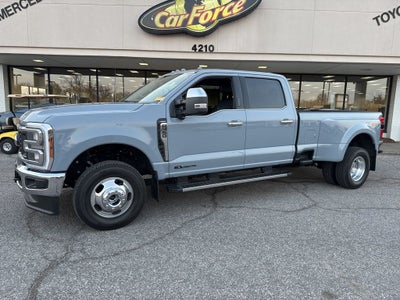 2025 Ford F-350SD Lariat DRW