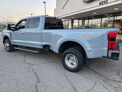 2025 Ford F-350SD Lariat DRW