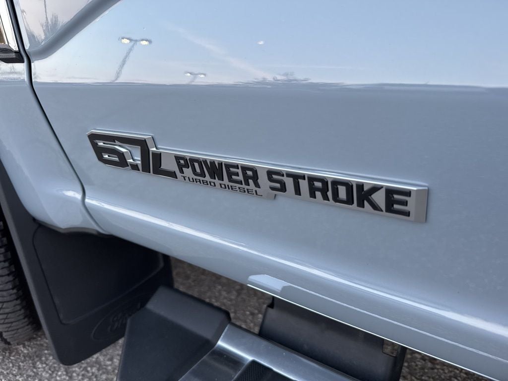 2025 Ford F-350SD Lariat DRW