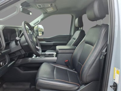 2025 Ford F-350SD Lariat DRW