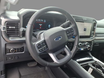 2025 Ford F-350SD Lariat DRW
