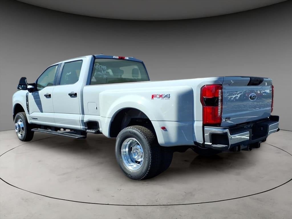 2026 Ford F-350SD XL DRW