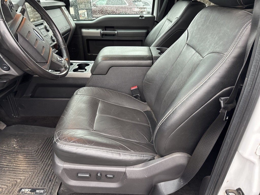 2016 Ford F-350SD Lariat DRW