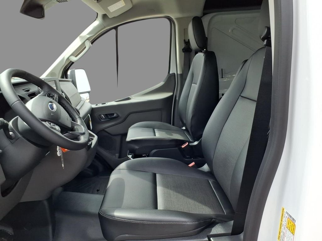 2025 Ford Transit-150 Base