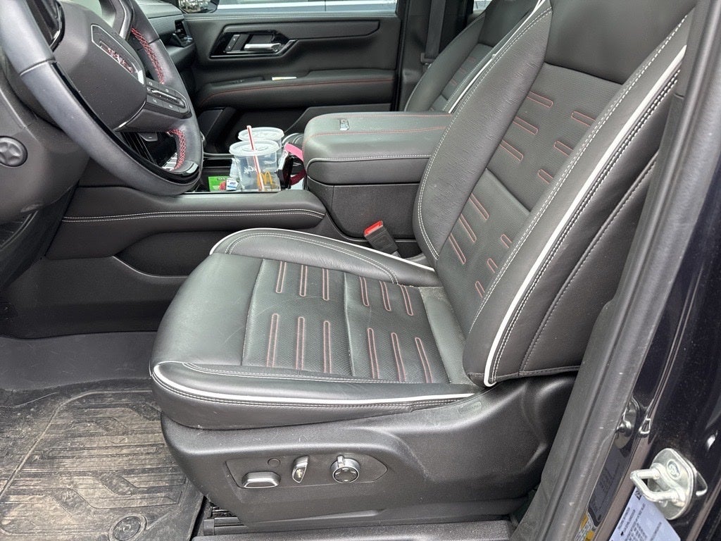 2025 GMC Yukon AT4 Ultimate