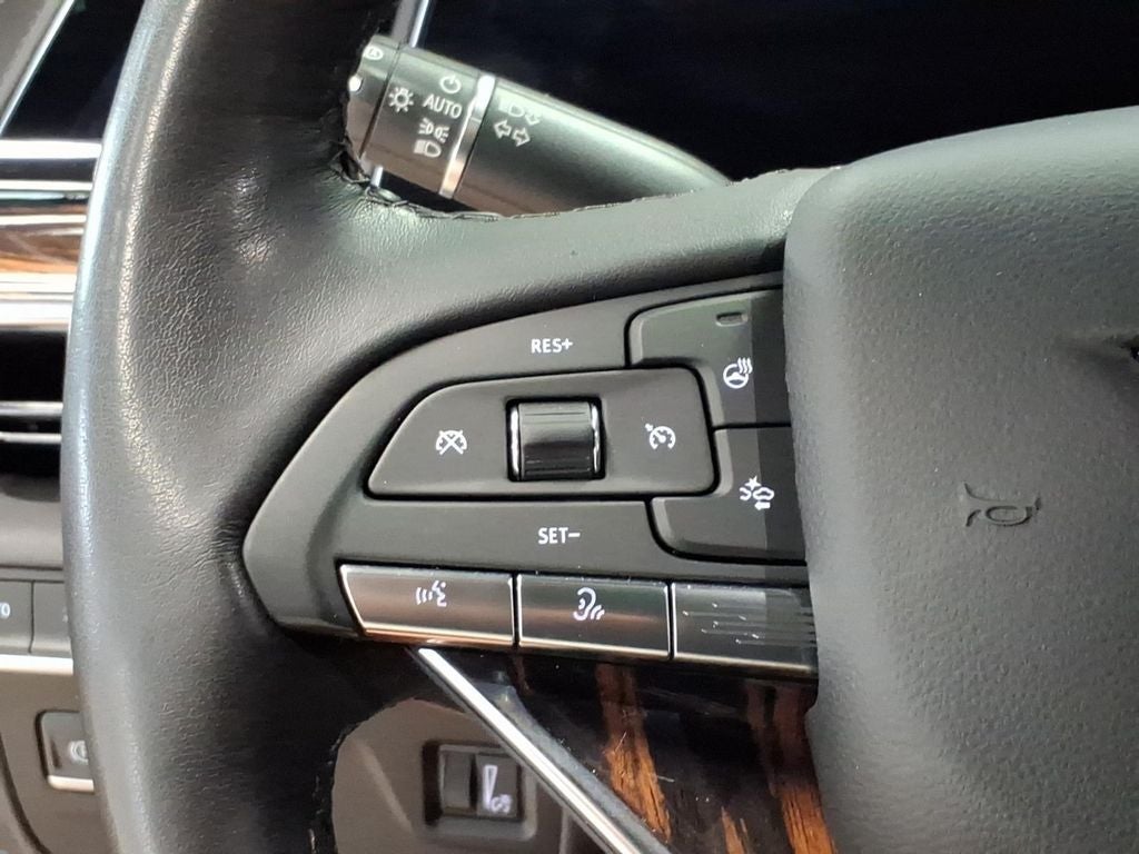 2022 Cadillac Escalade Premium Luxury