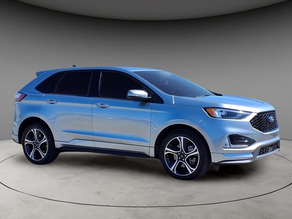 2023 Ford Edge ST