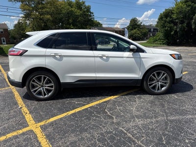 2023 Ford Edge Titanium
