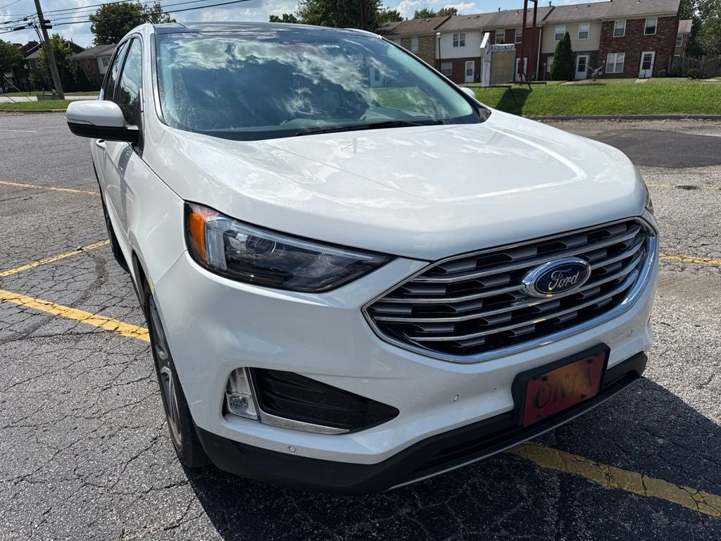 2023 Ford Edge Titanium