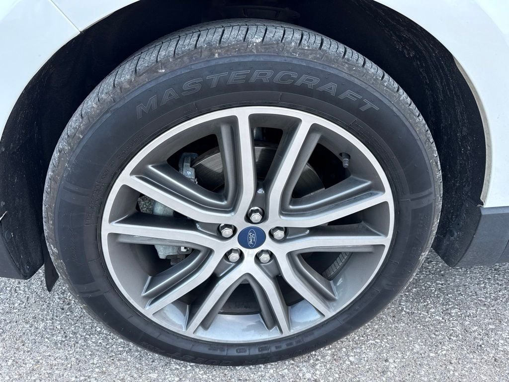 2020 Ford Edge Titanium