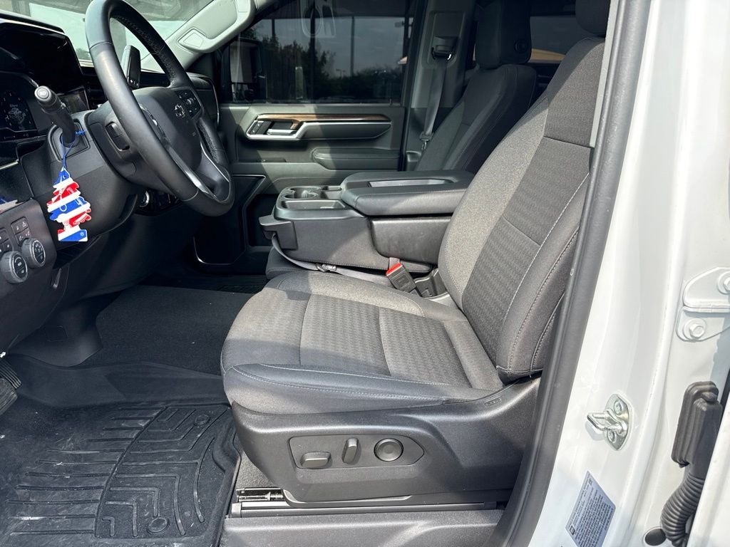 2025 Chevrolet Silverado 2500HD LT