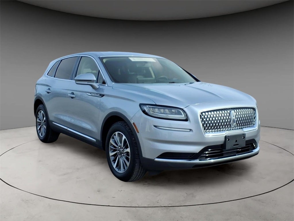 2022 Lincoln Nautilus Standard
