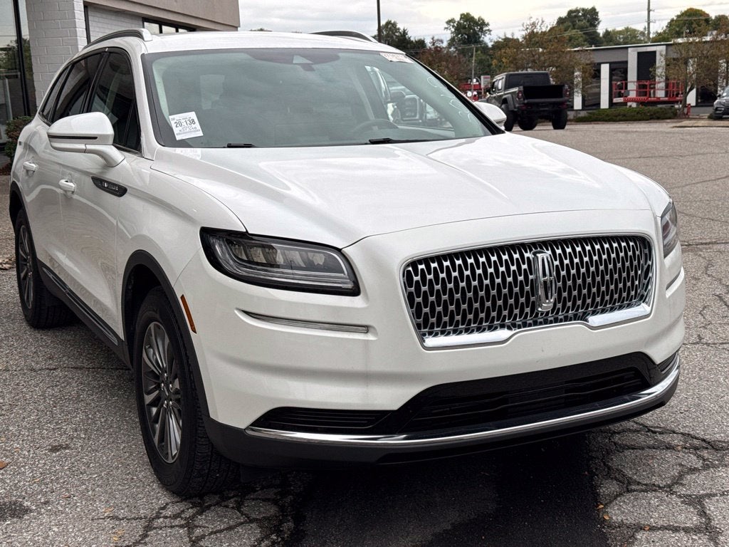 2022 Lincoln Nautilus Standard