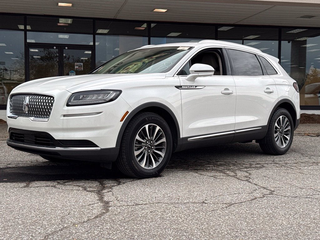 2022 Lincoln Nautilus Standard