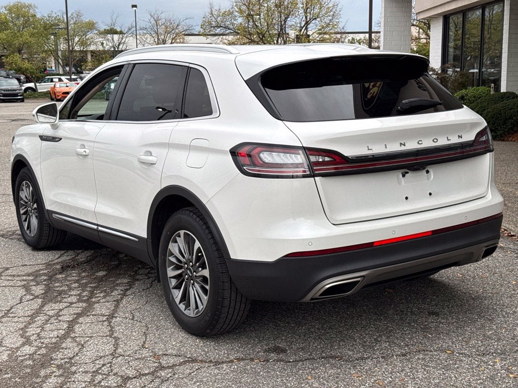 2022 Lincoln Nautilus Standard