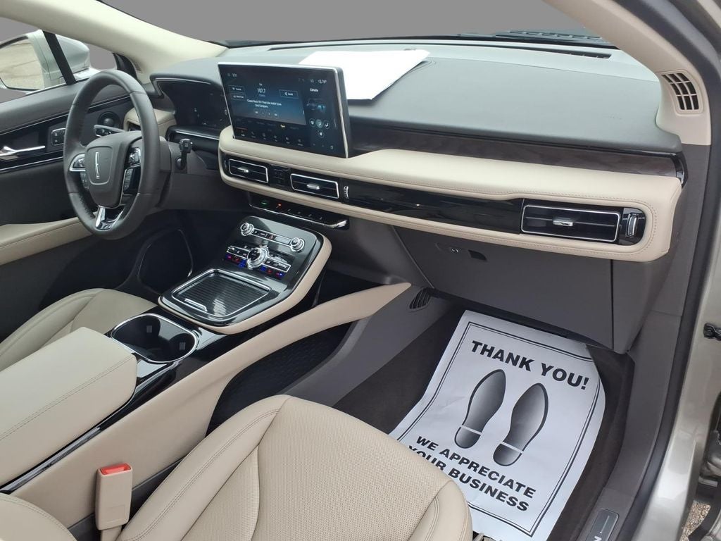 2023 Lincoln Nautilus Reserve