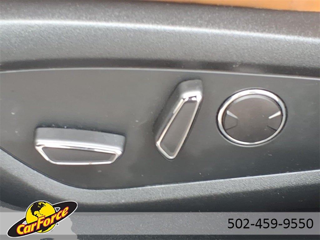 2022 Lincoln Nautilus Black Label