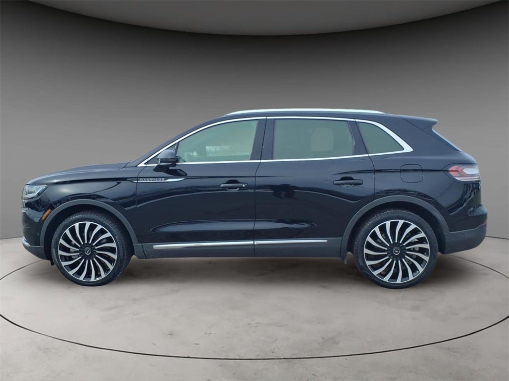 2022 Lincoln Nautilus Black Label