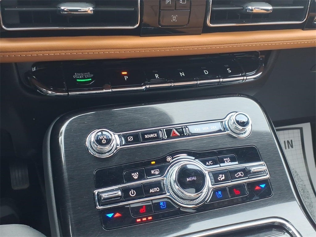 2022 Lincoln Nautilus Black Label