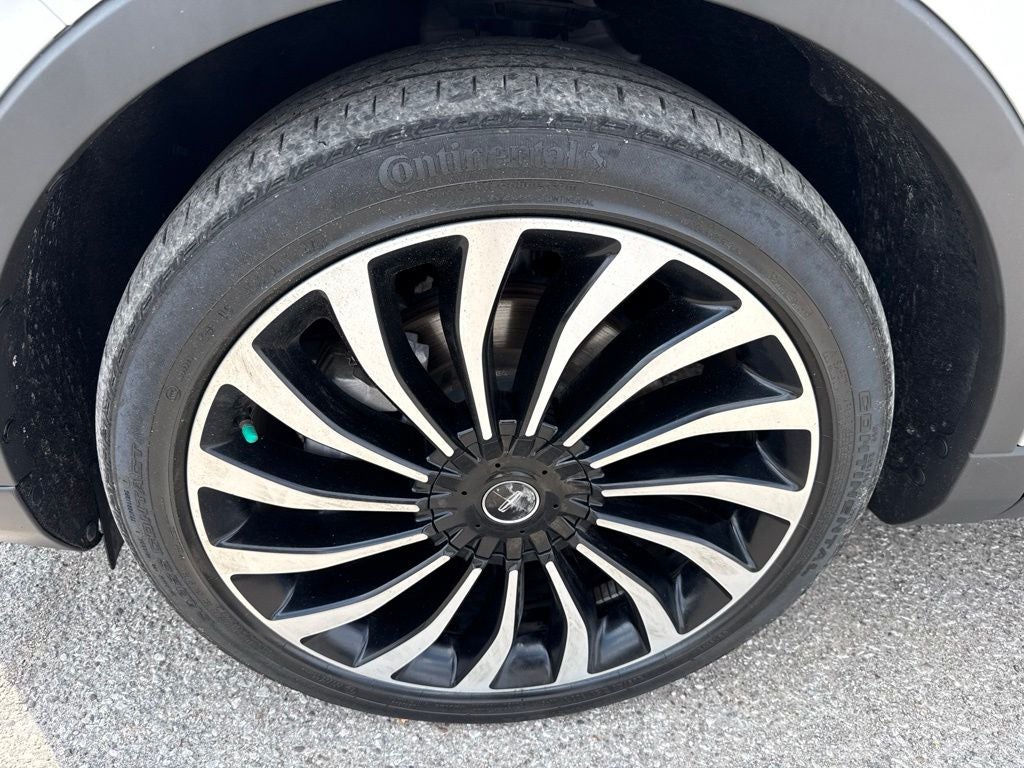 2023 Lincoln Nautilus Black Label